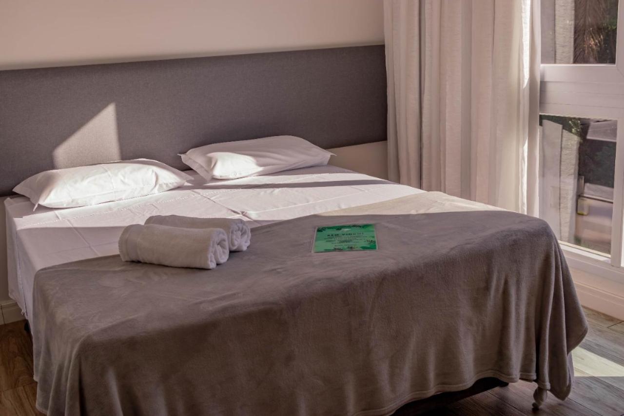 Morada Do Estaleiro Hotel บัลเนอาริโอ กังโบริว ภายนอก รูปภาพ
